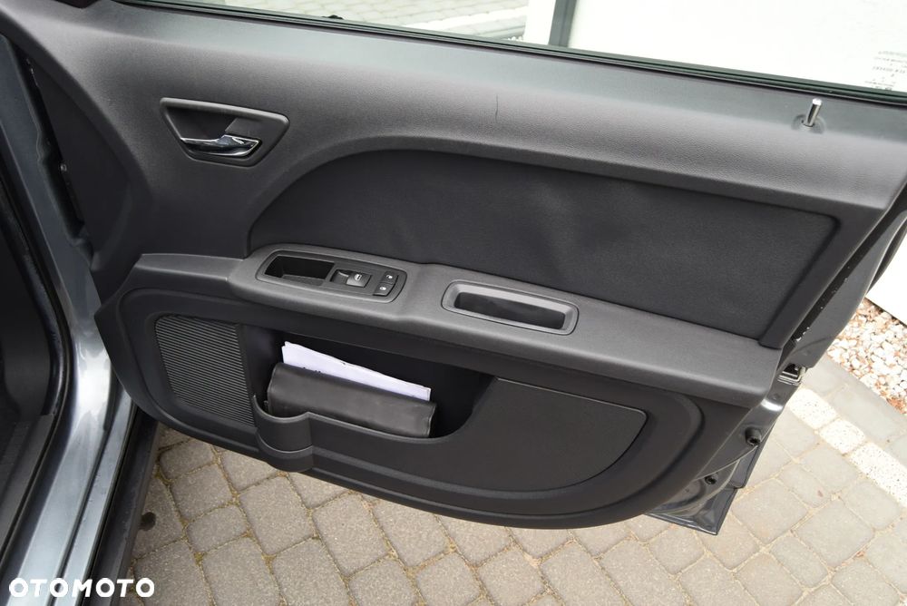 Dodge Journey 2.0 CRD Cool Family - 19