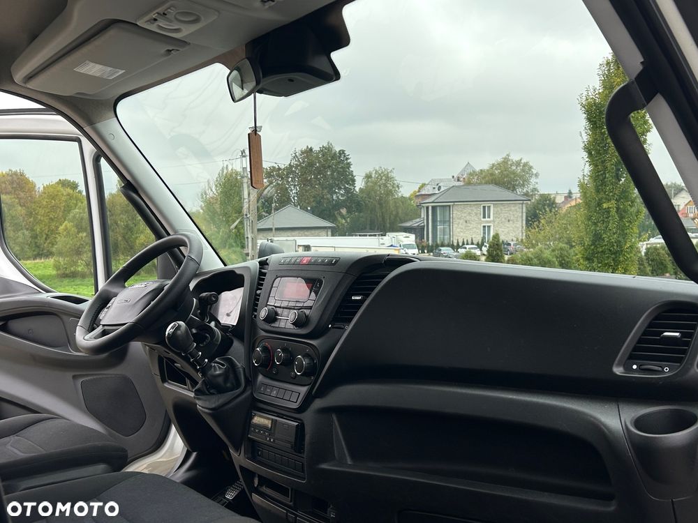Iveco DAILY 72-180 3.0 HPI 180KM * HDS PM 6.5 * 2800 Udźwig * 82 Tyś km* Wywrotka 3 Stronna *Blokada Mostu - 40