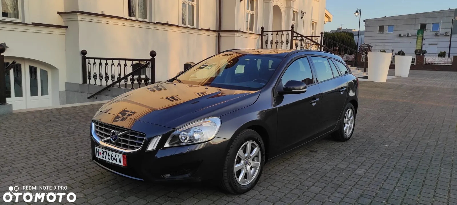 Volvo V60 2.0T Geartronic Powershift Kinetic - 2