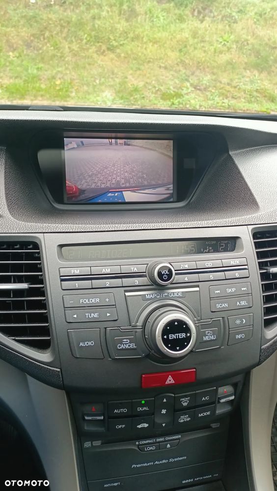 Honda Accord 2.0 Executive Nav - 19