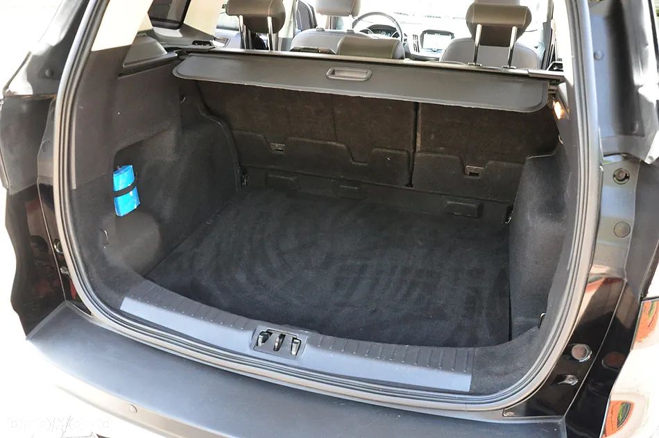 Ford Kuga - 33
