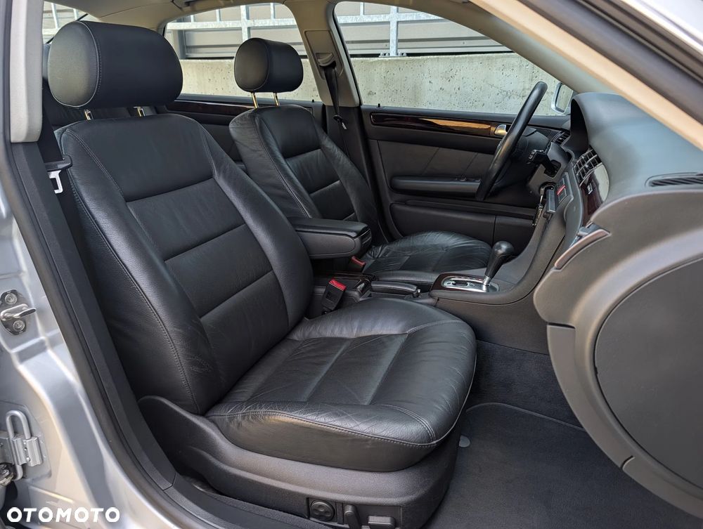Audi A6 Limousine 2.5 TDI Quattro Tiptr - 7