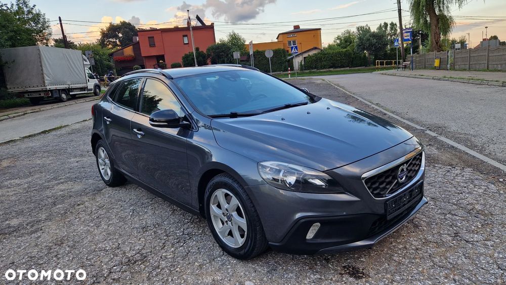 Volvo V40 Cross Country D2 Summum - 1