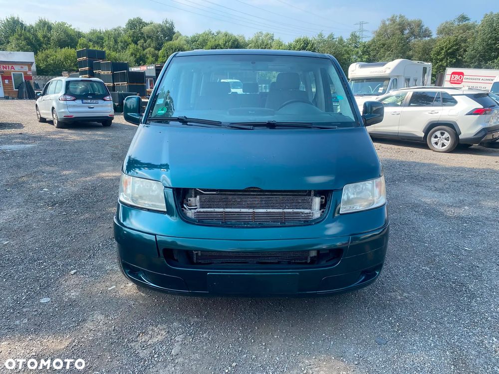 Volkswagen Multivan - 8