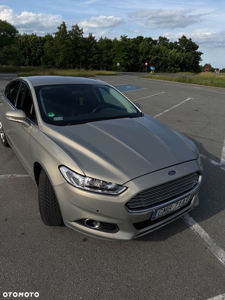 Ford Fusion - 4