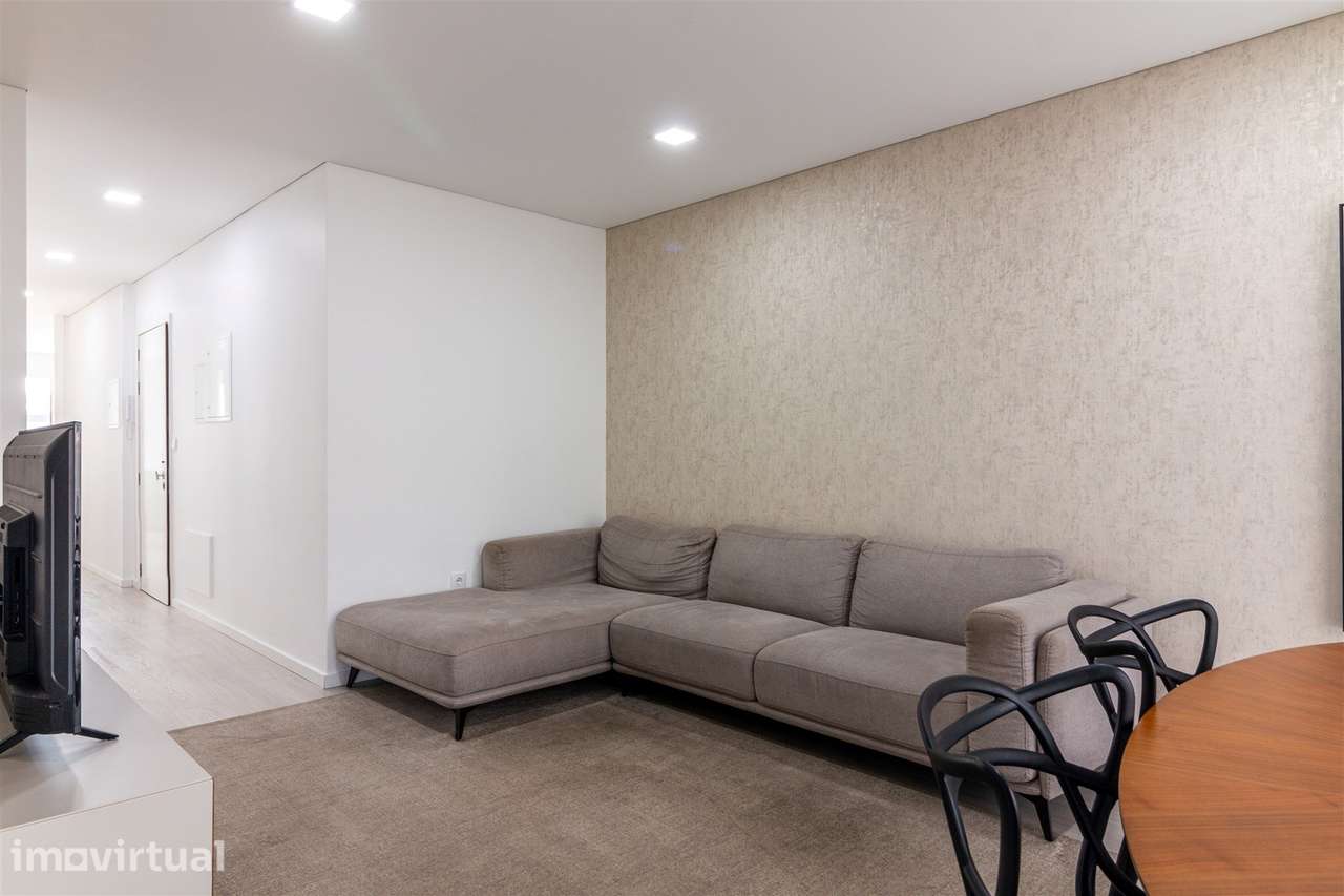 Apartamento T2+1 Venda em Paranhos,Porto - Grande imagem: 2/23