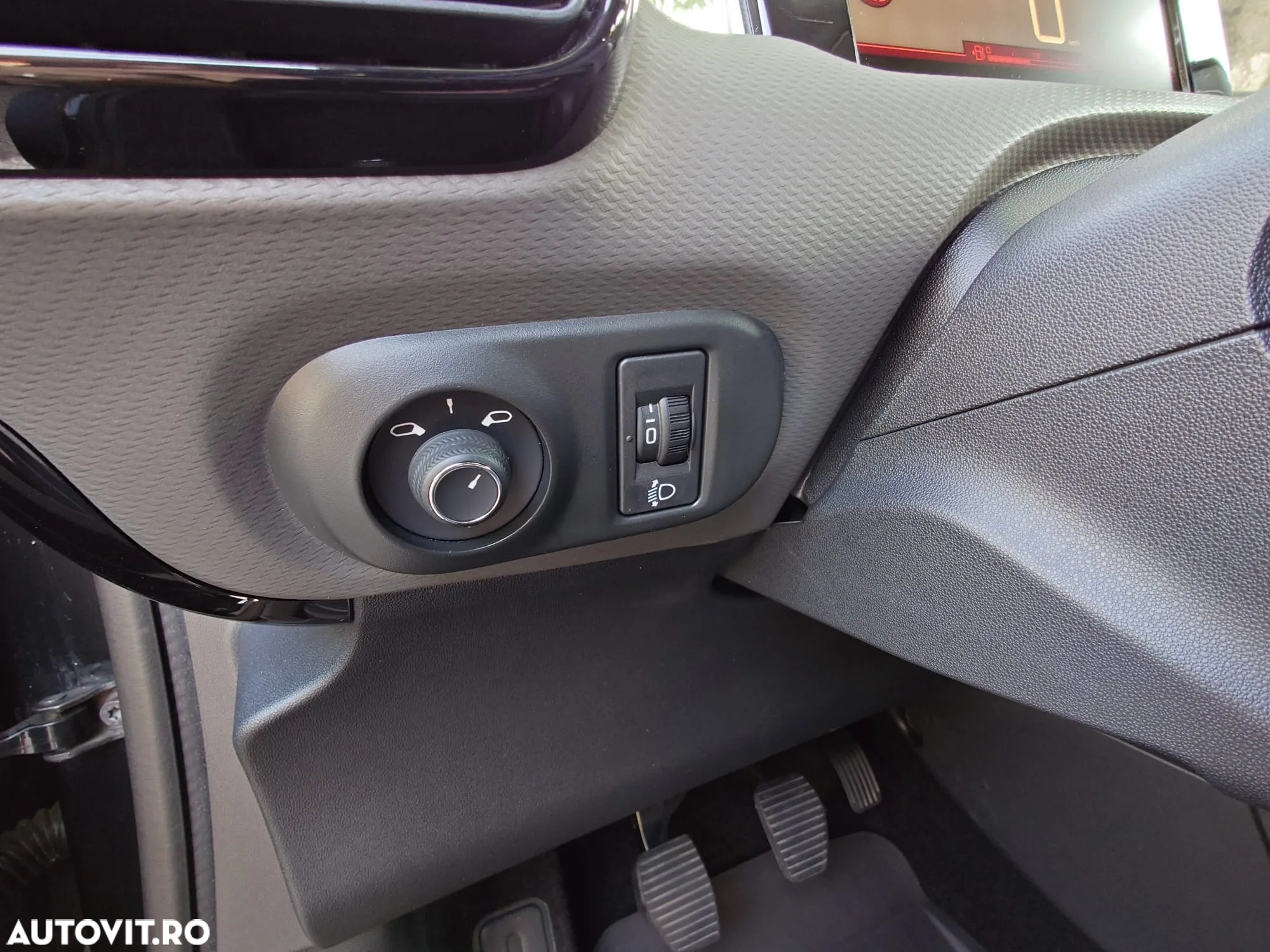 Citroën C4 Cactus Pure Tech e-THP 110 Stop&Start Shine - 14