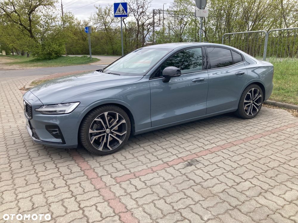 Volvo S60 B5 B AWD Ultimate Dark - 9