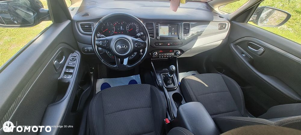 Kia Carens 1.7 CRDi M 7os - 6