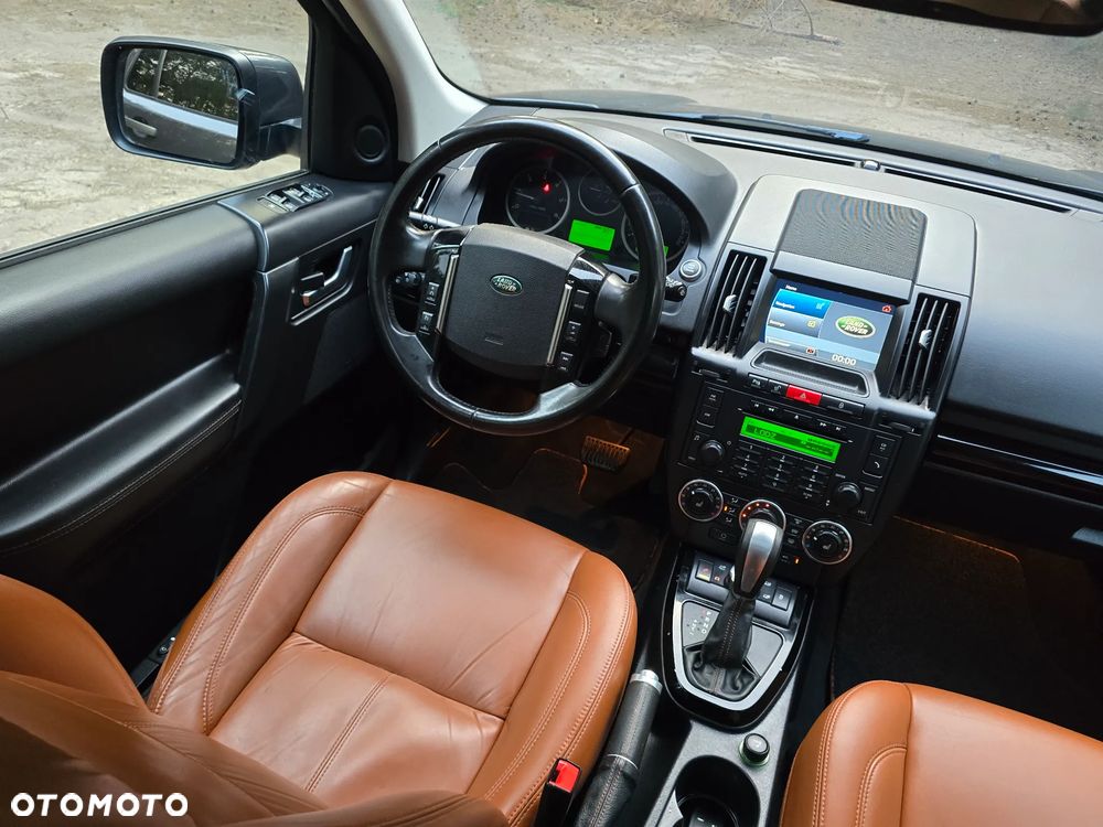 Land Rover Freelander SD4 HSE Luxury - 37