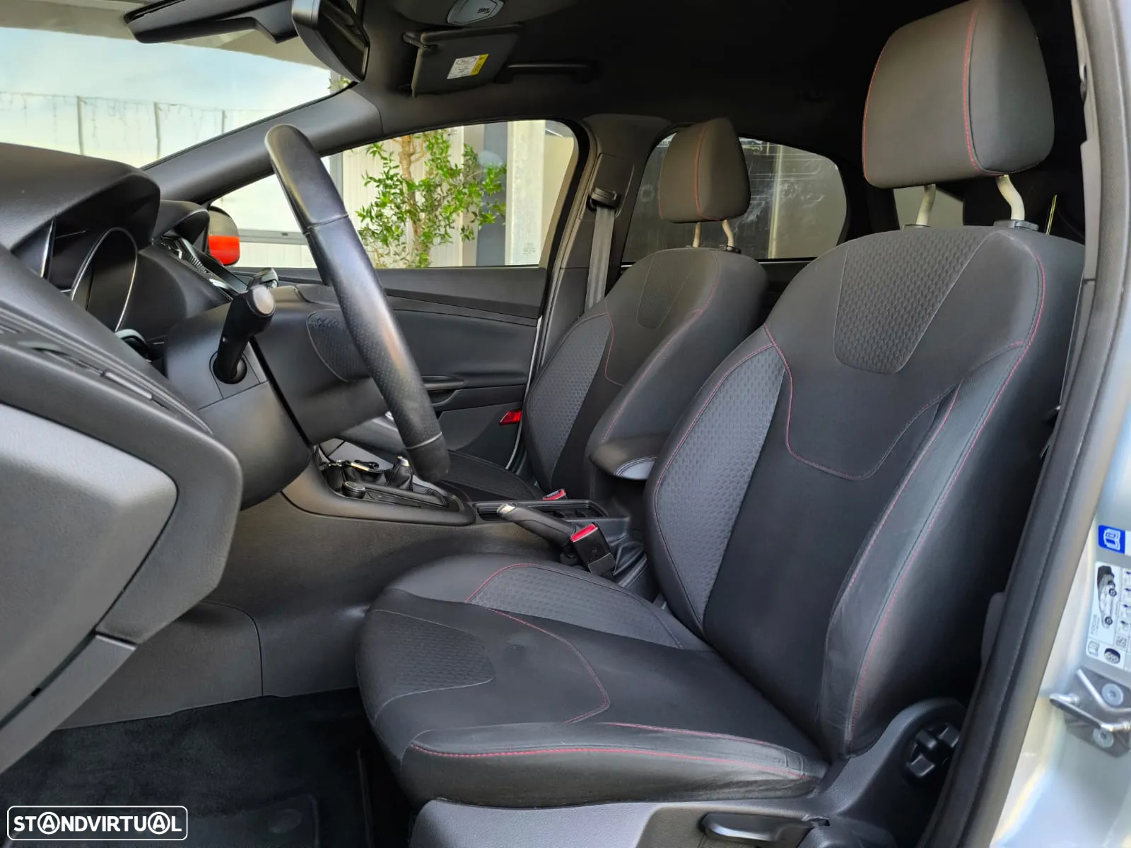 Ford Focus 1.5 TDCi ST-Line - 22