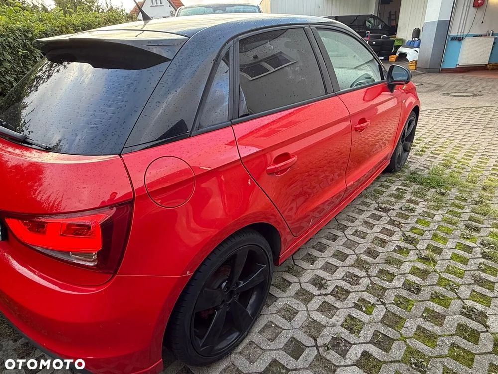Audi A1 Sportback 1.6 TDI S tronic S line Sportpaket - 6
