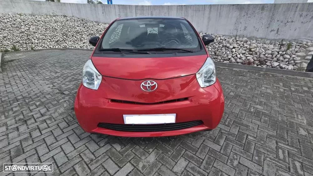Toyota iQ 1.0 - 2