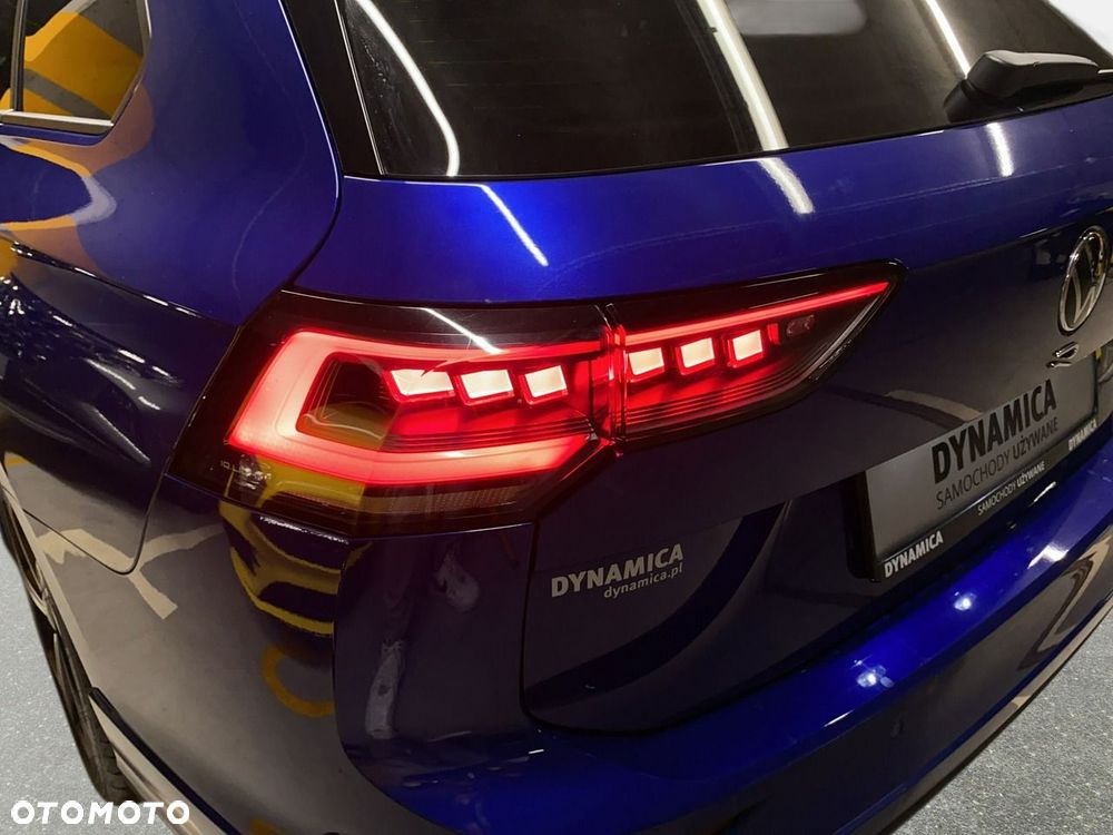 Volkswagen Golf Variant - 11
