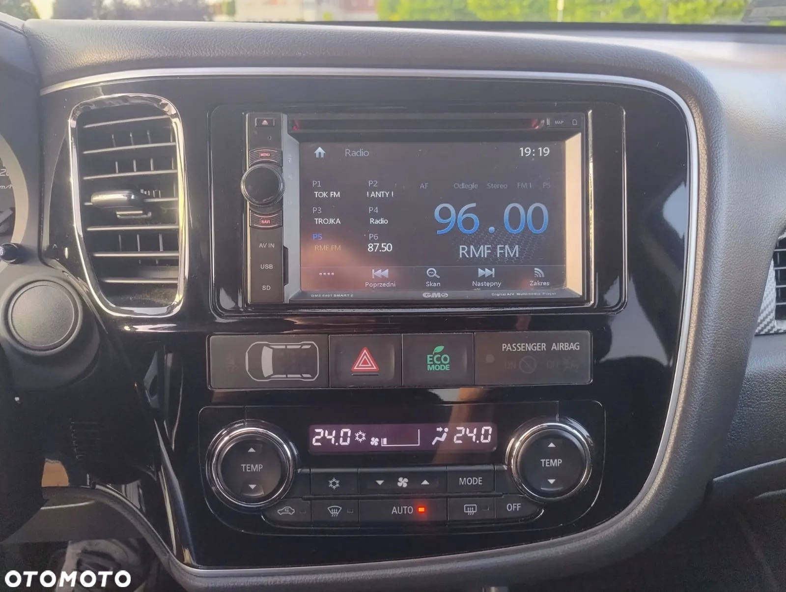 Mitsubishi Outlander 2.0 Intense 4WD CVT - 19