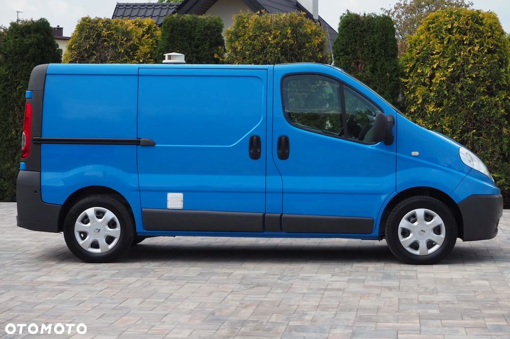 Renault TRAFIC - 6