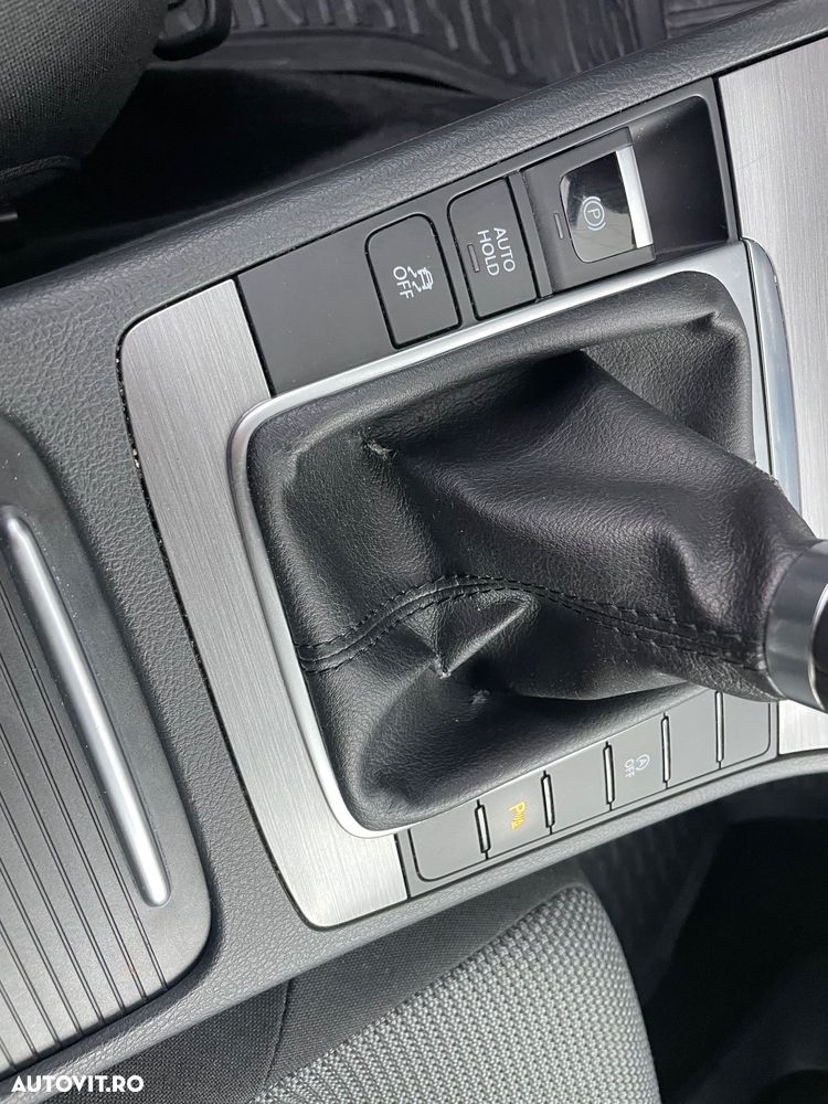 Volkswagen Passat - 24