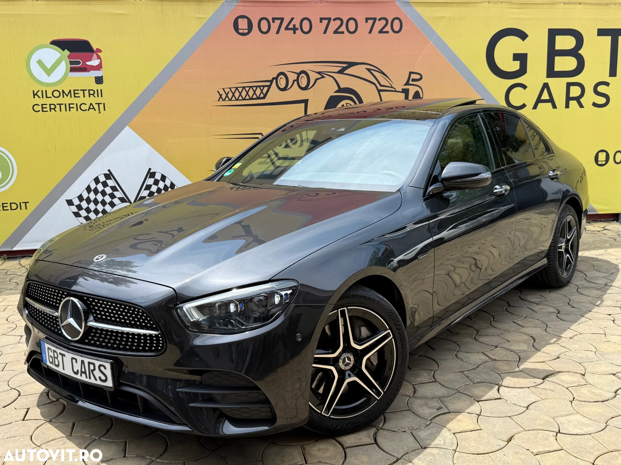 Mercedes-Benz E 300 T 9G-TRONIC AMG Line - 3
