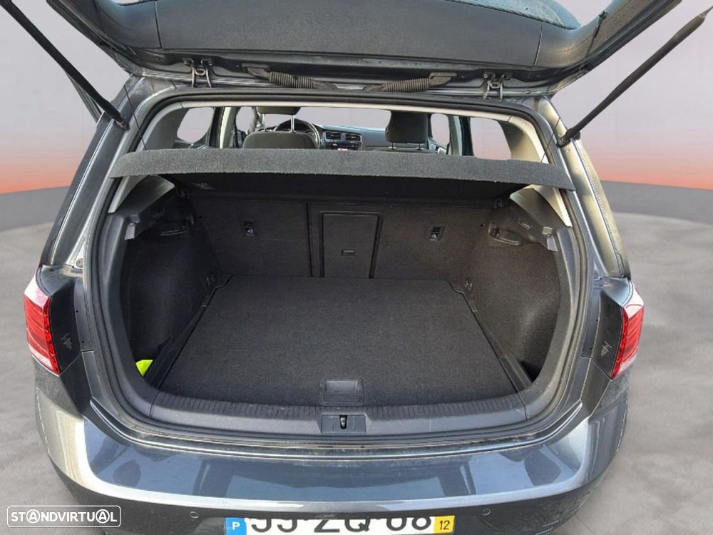 VW Golf 1.6 TDI Confortline - 13