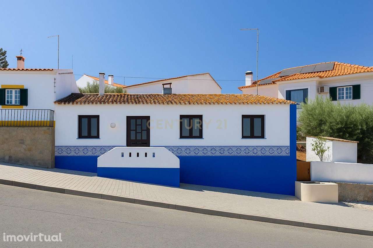 Moradia T3 com lote de terreno de 435 m2 para recuperar em Ourique, Ba - Grande imagem: 2/30