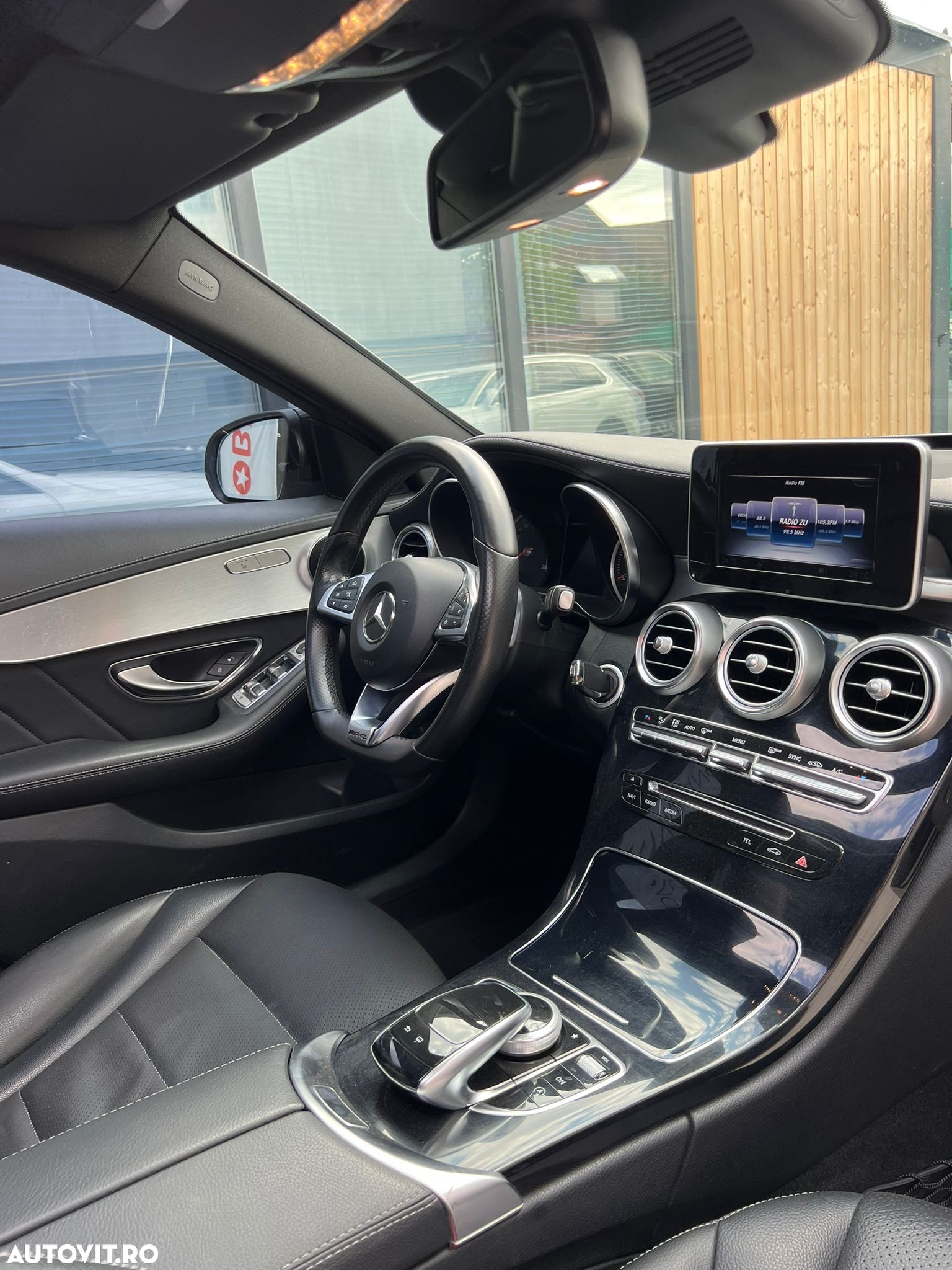 Mercedes-Benz C - 8
