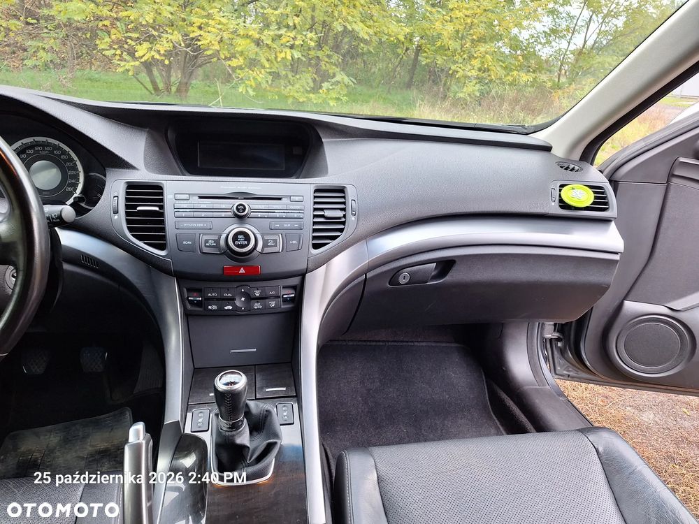 Honda Accord 2.0 Executive - 15