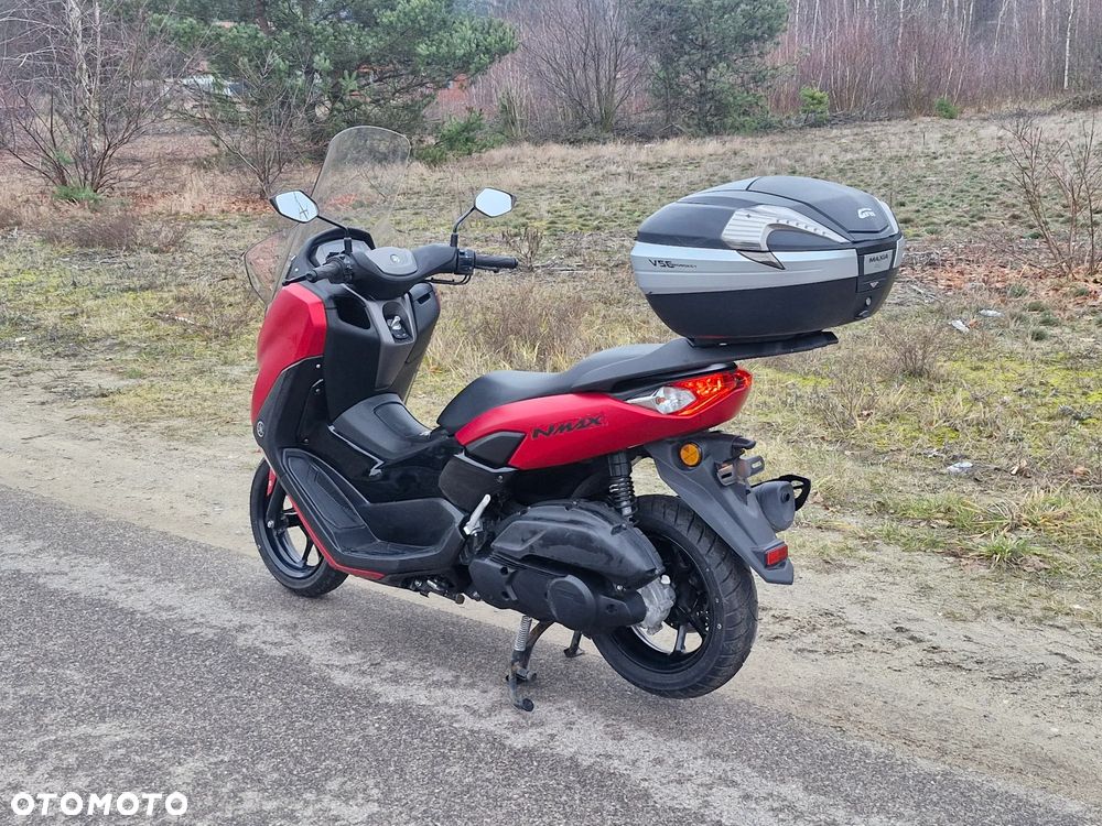 Yamaha NMAX - 7