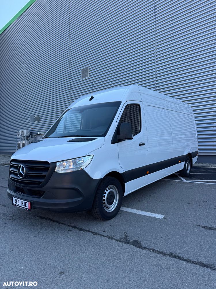 Mercedes-Benz Sprinter - 1