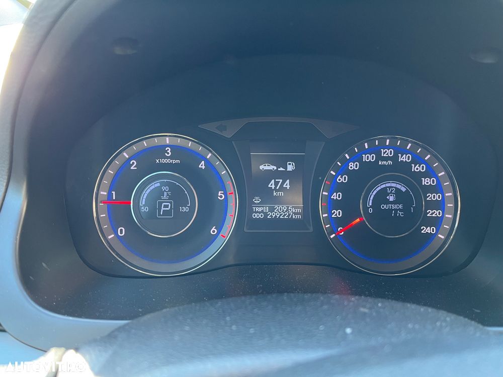 Hyundai i40 i40cw 1.7 CRDi Automatik Style - 14