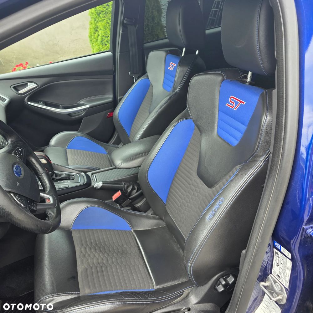 Ford Focus 2.0 TDCi ST-2 PowerShift - 9