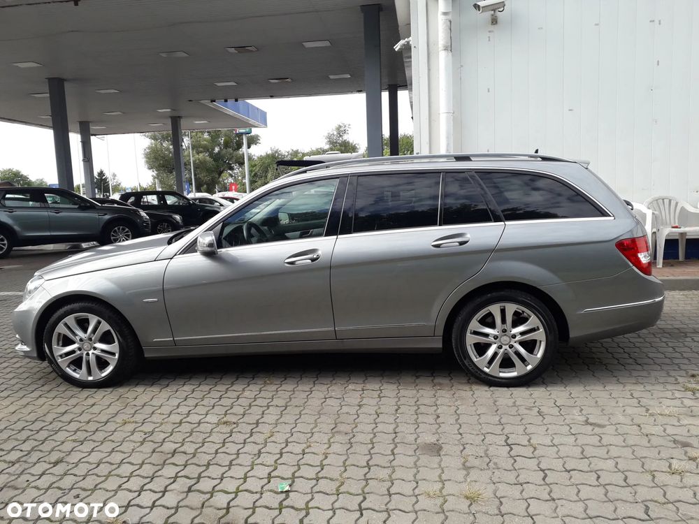 Mercedes-Benz Klasa C 220 CDI 4Matic 7G-TRONIC - 9