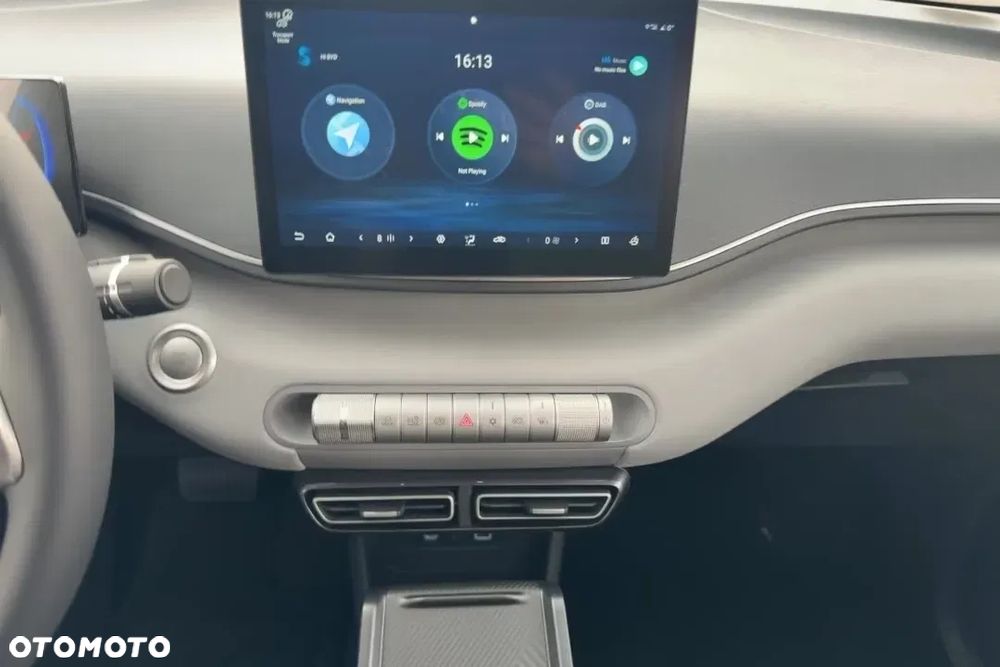 BYD Dolphin Surf 43.2kWh Boost - 13