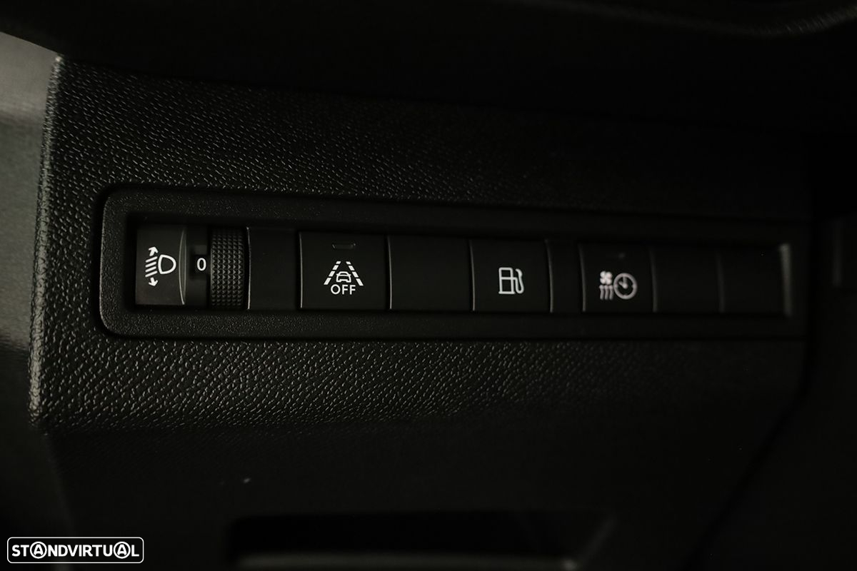 Peugeot 3008 1.6 Hybrid Allure e-EAT8 - 18