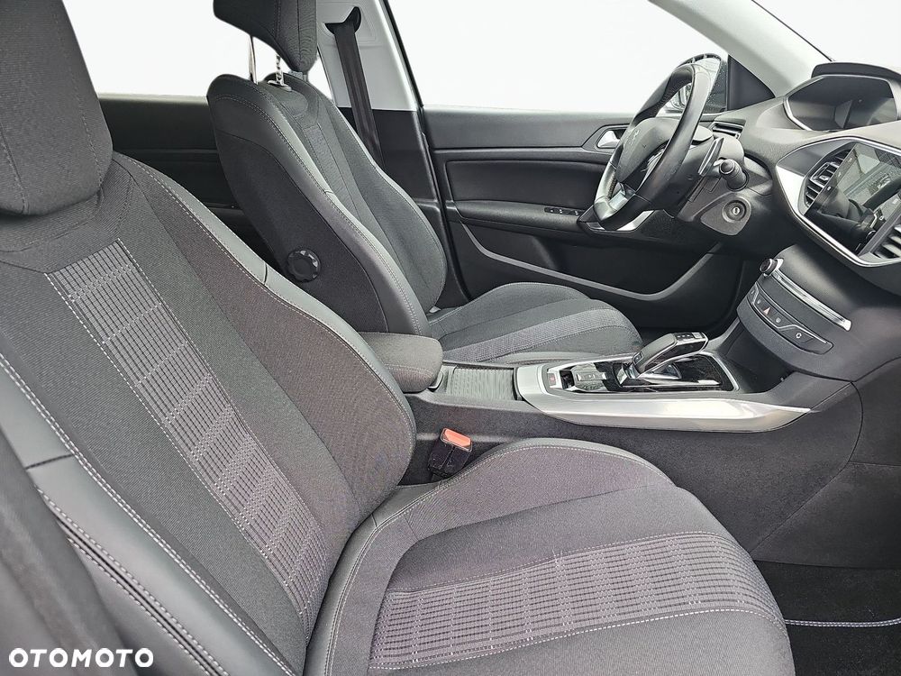 Peugeot 308 - 13