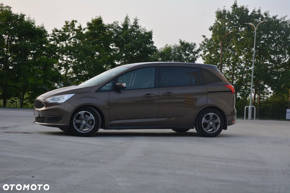 Ford Grand C-MAX - 15