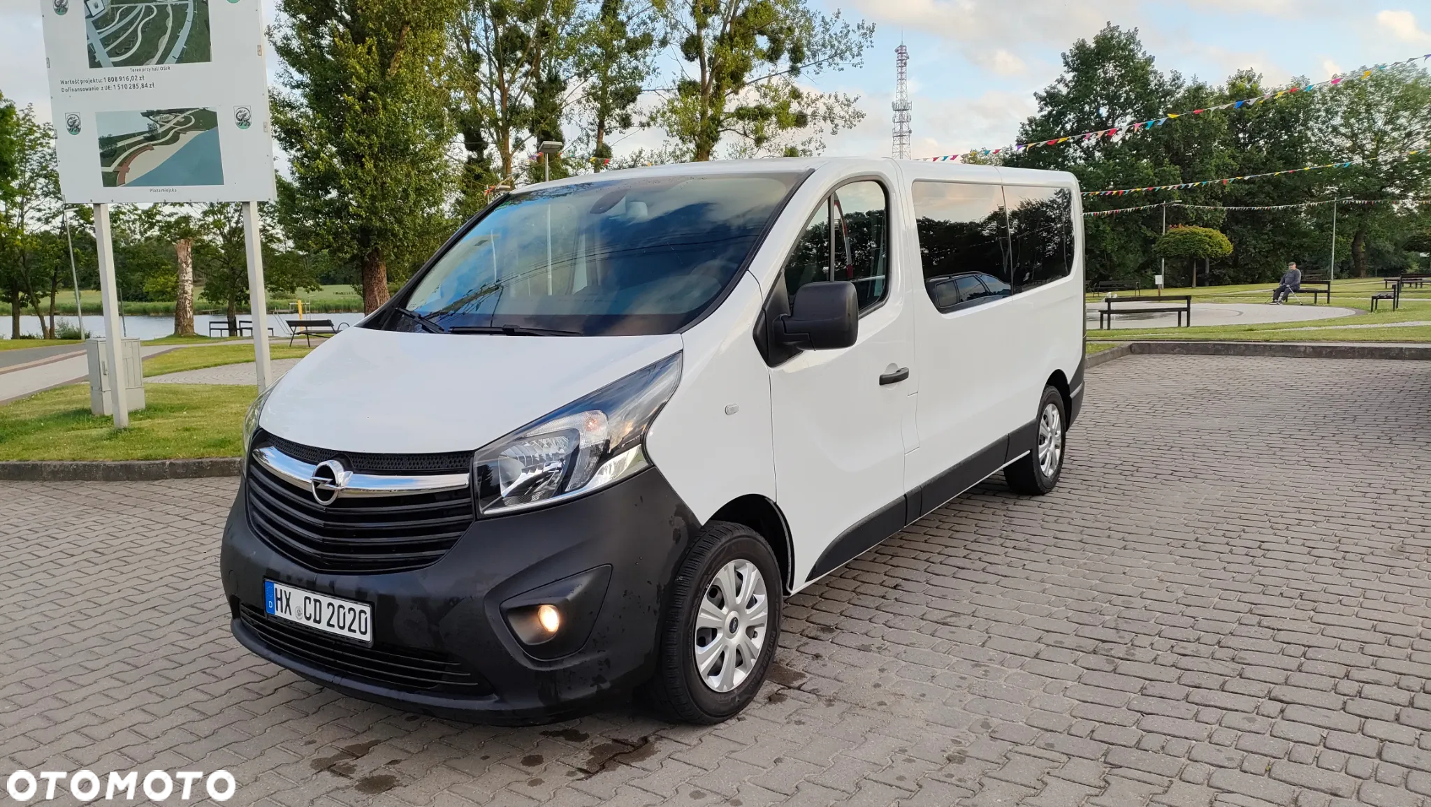 Opel Vivaro 1.6 D (CDTI) L2H1 - 22