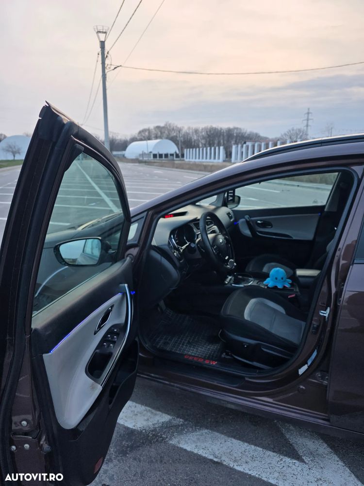 Kia Ceed 1.6 GDI DCT Platinum Edition - 8