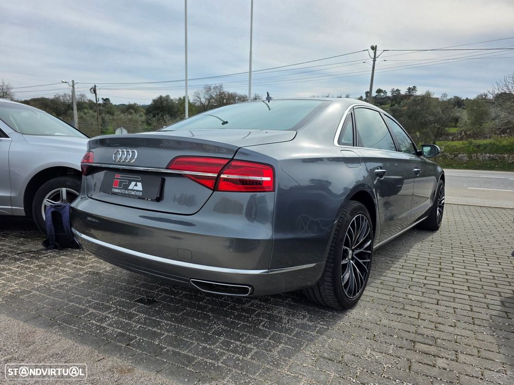 Audi A8 - 7