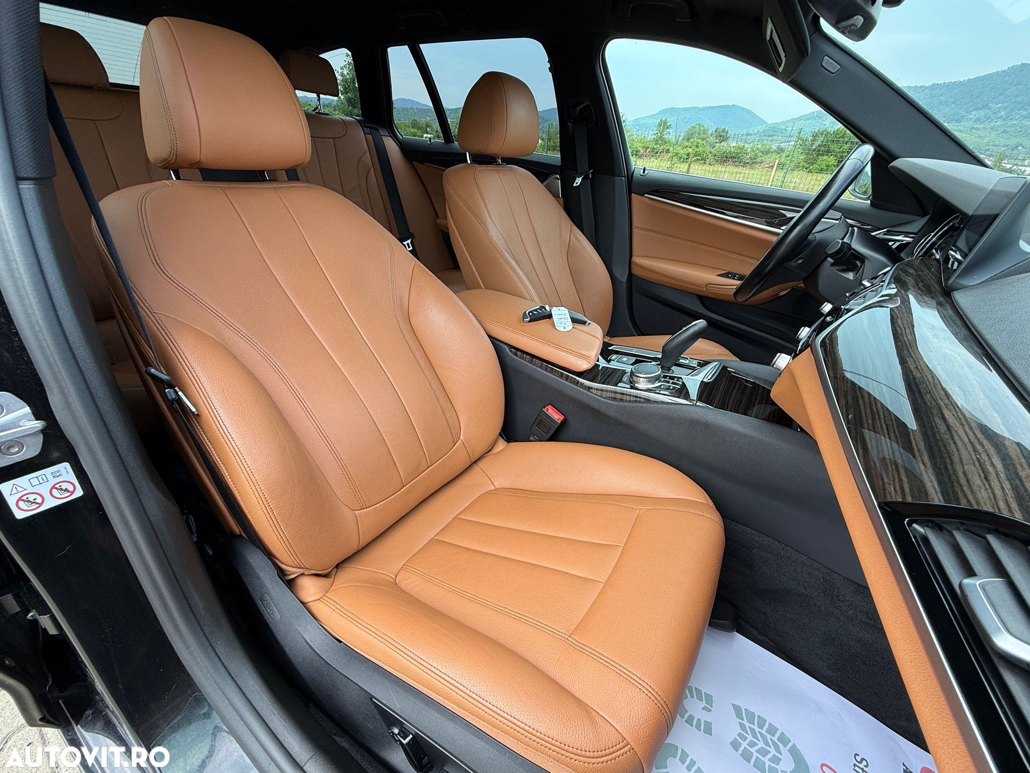 BMW Seria 5 520d Touring Aut. Luxury Line - 4