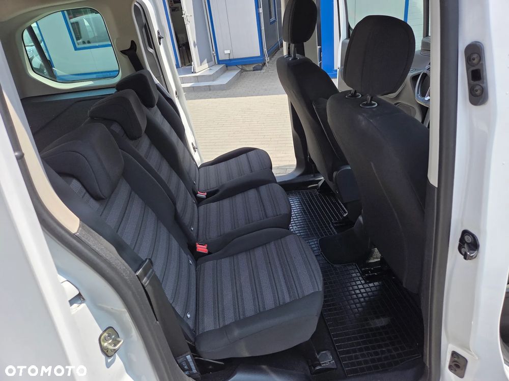 Opel Combo 1.5 CDTI Enjoy S&S - 31