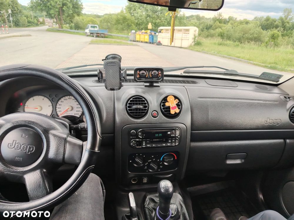 Jeep Cherokee 2.5L CRD Sport - 8