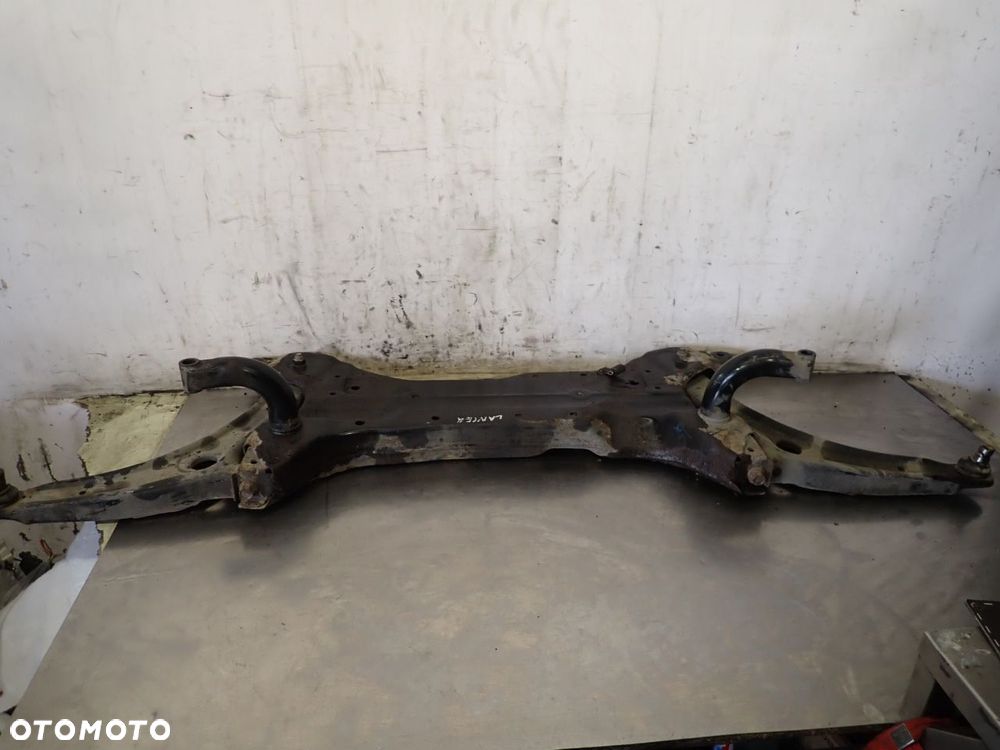 SANKI WÓZEK KOŁYSKA MITSUBISHI LANCER VIII - 2