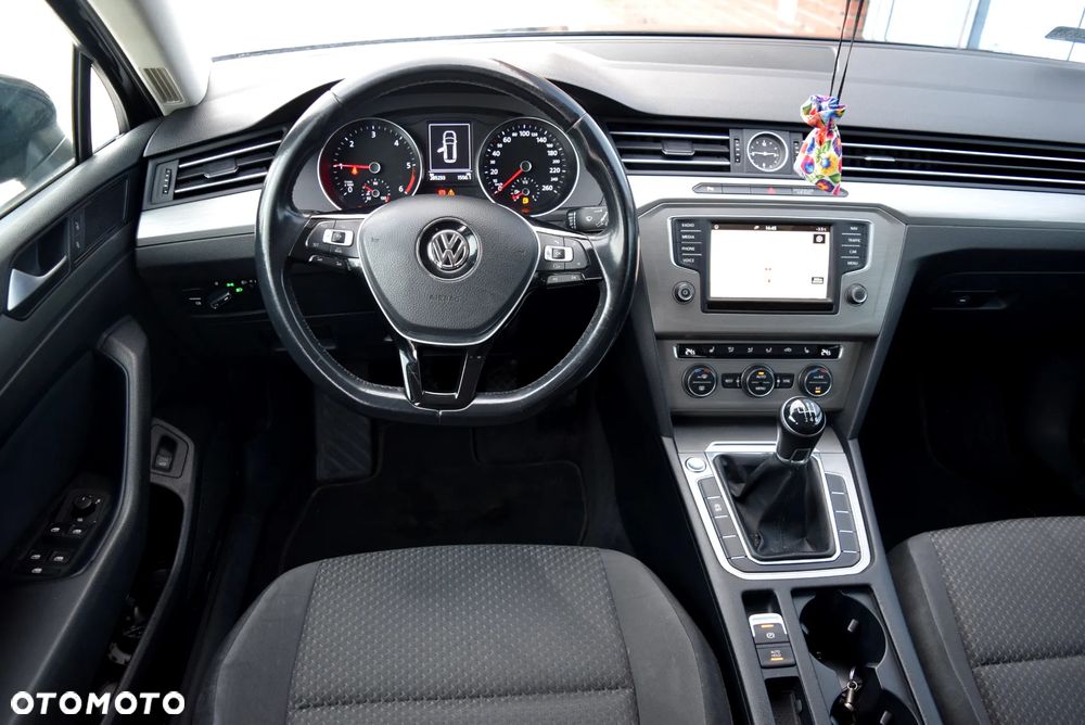 Volkswagen Passat 2.0 TDI (BlueMotion Technology) Comfortline - 5