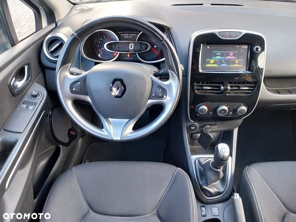 Renault Clio 1.2 16V 75 LIMITED - 16