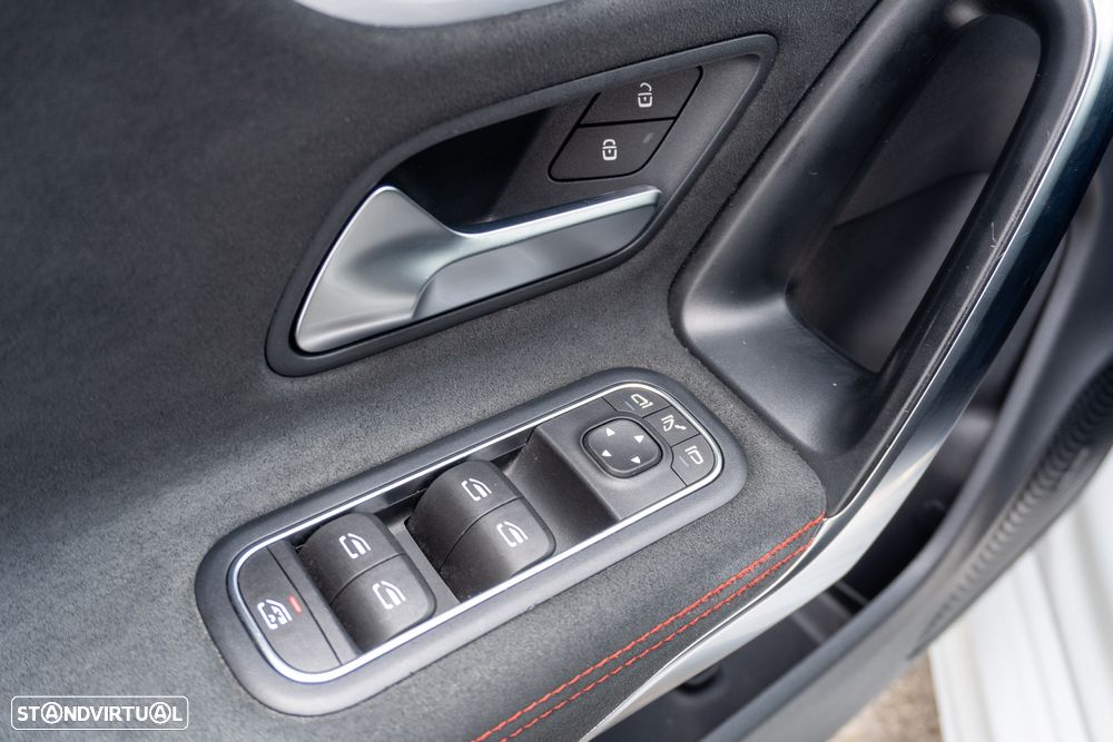 Mercedes-Benz CLA 200 7G-DCT AMG Line Advanced Plus - 16