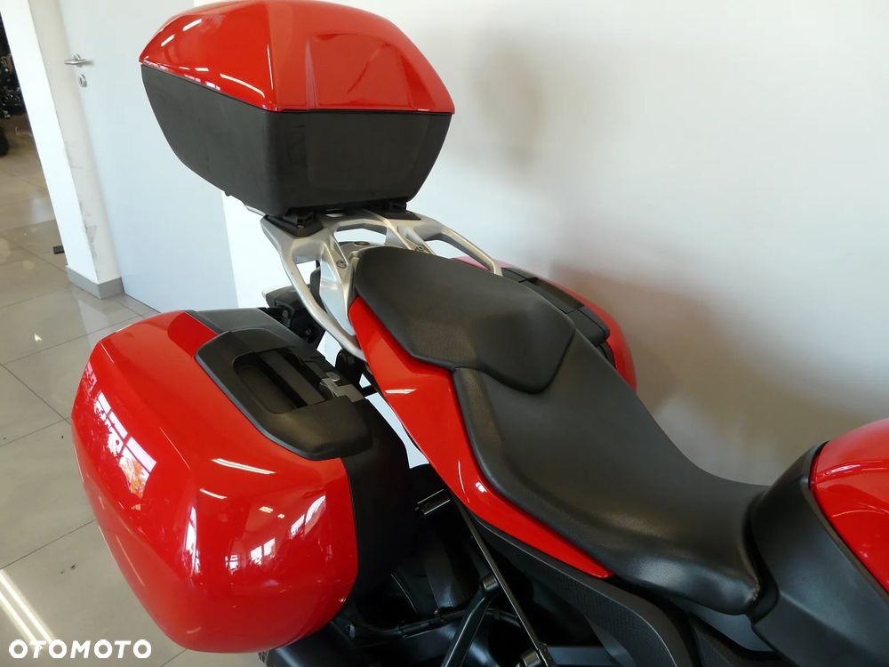 BMW XR - 27