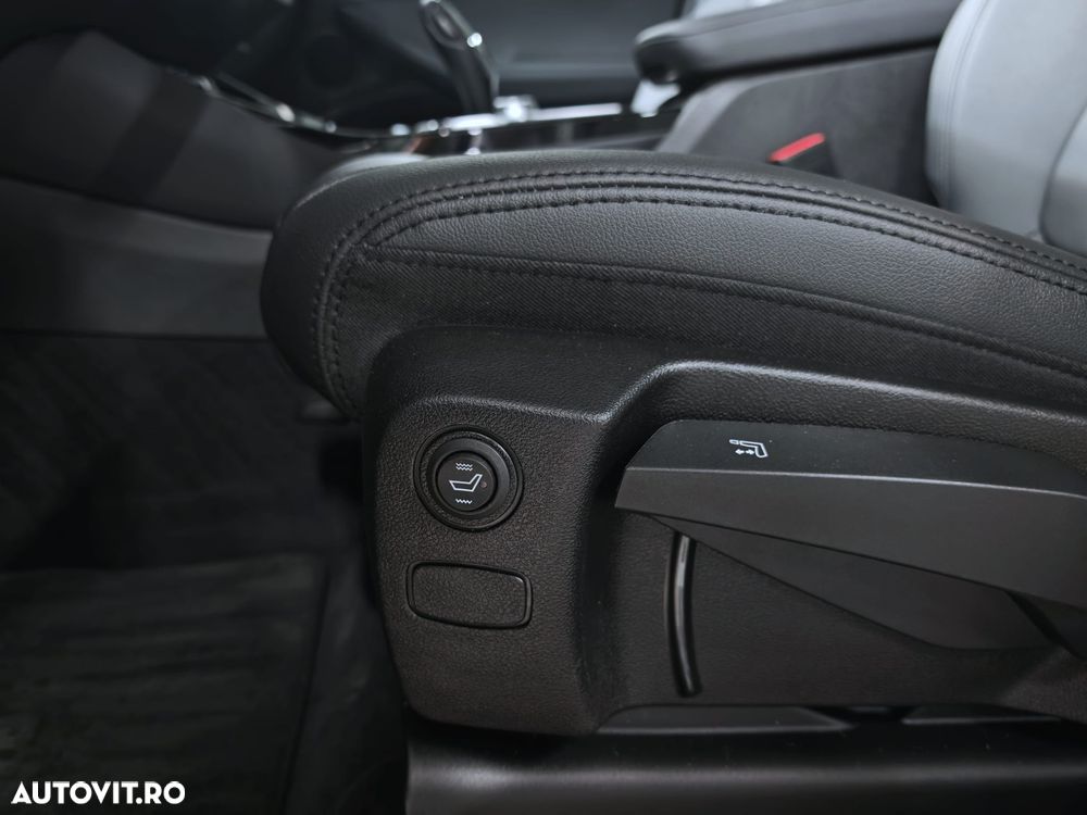 BMW X3 xDrive30e AT PHEV - 28