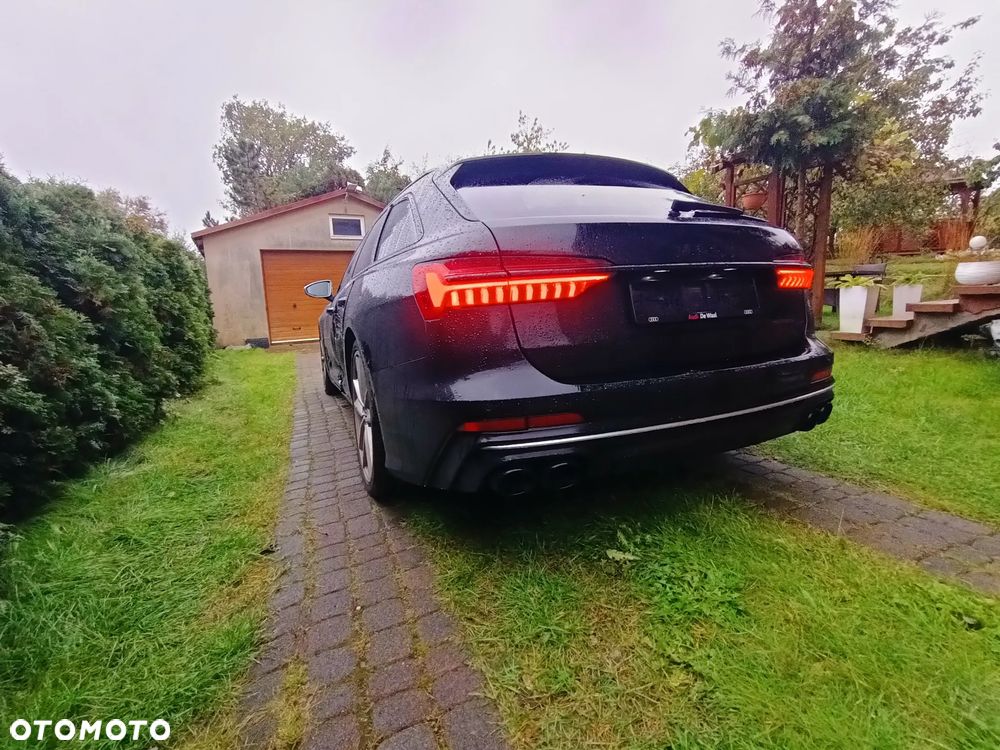 Audi A6 - 24
