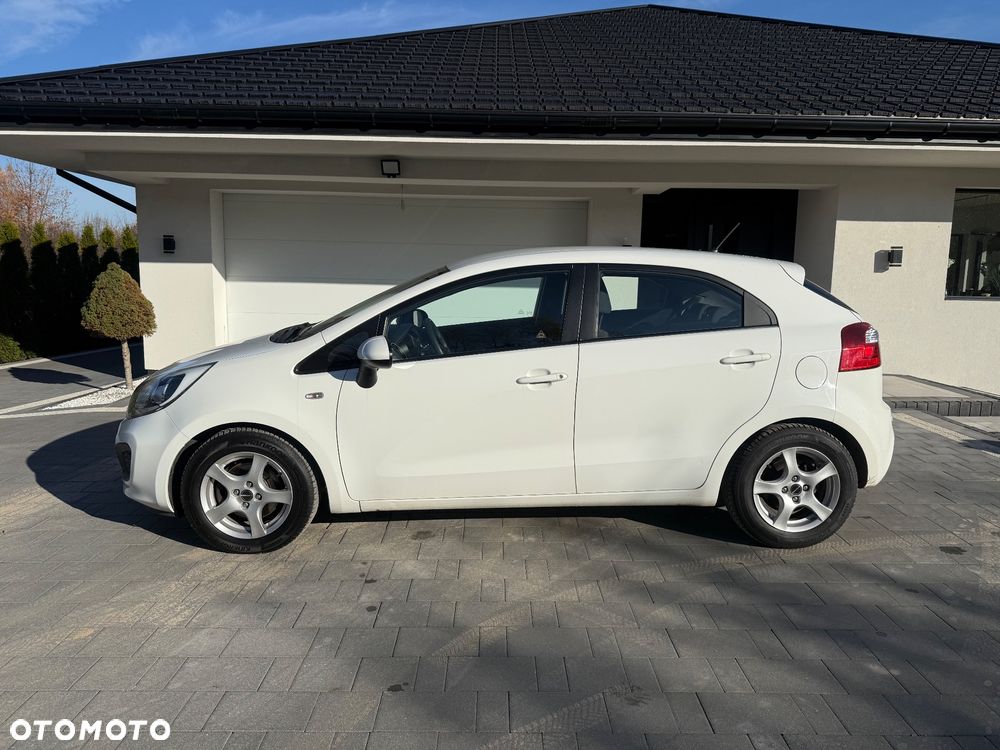 Kia Rio 1.2 Attract - 3