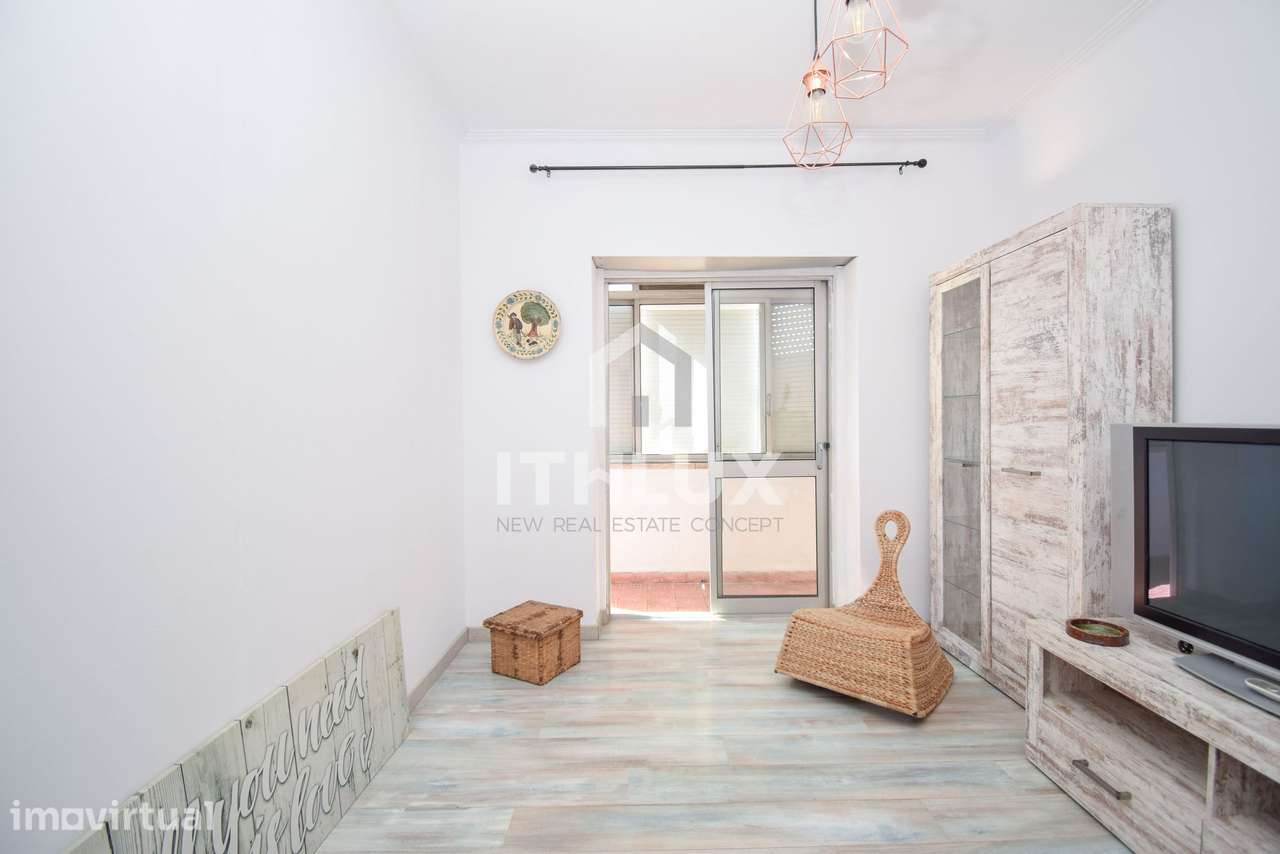 Apartamento T1 , muito central em prédio familiar - Grande imagem: 2/19